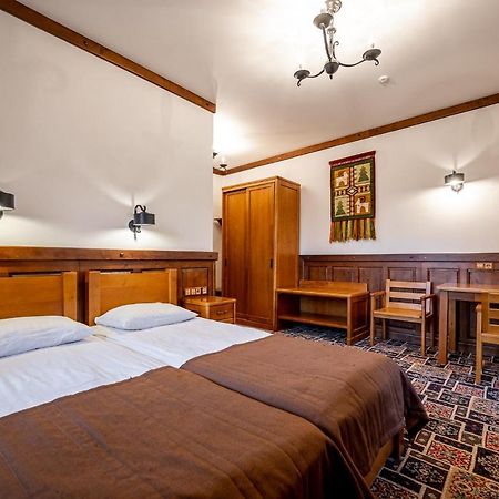 Tatariv Deluxe Otel Dış mekan fotoğraf