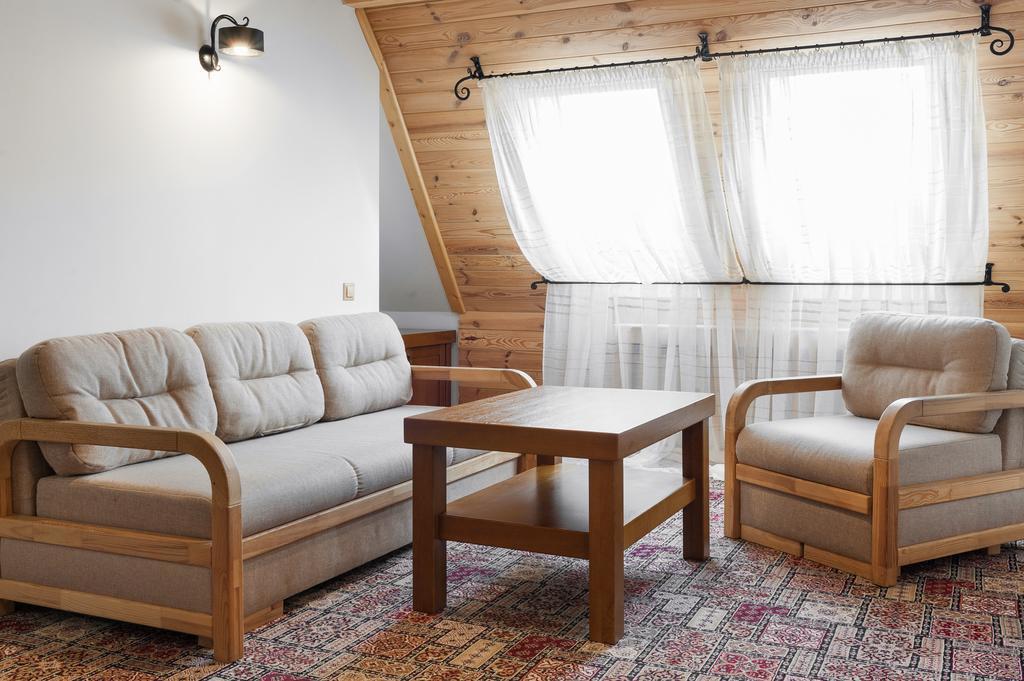 Tatariv Deluxe Otel Dış mekan fotoğraf
